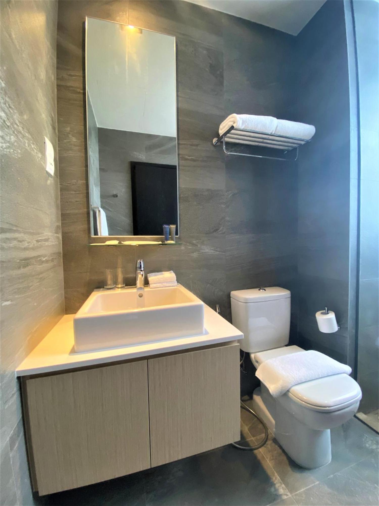 Momentus Serviced Residences Novena 新加坡 外观 照片